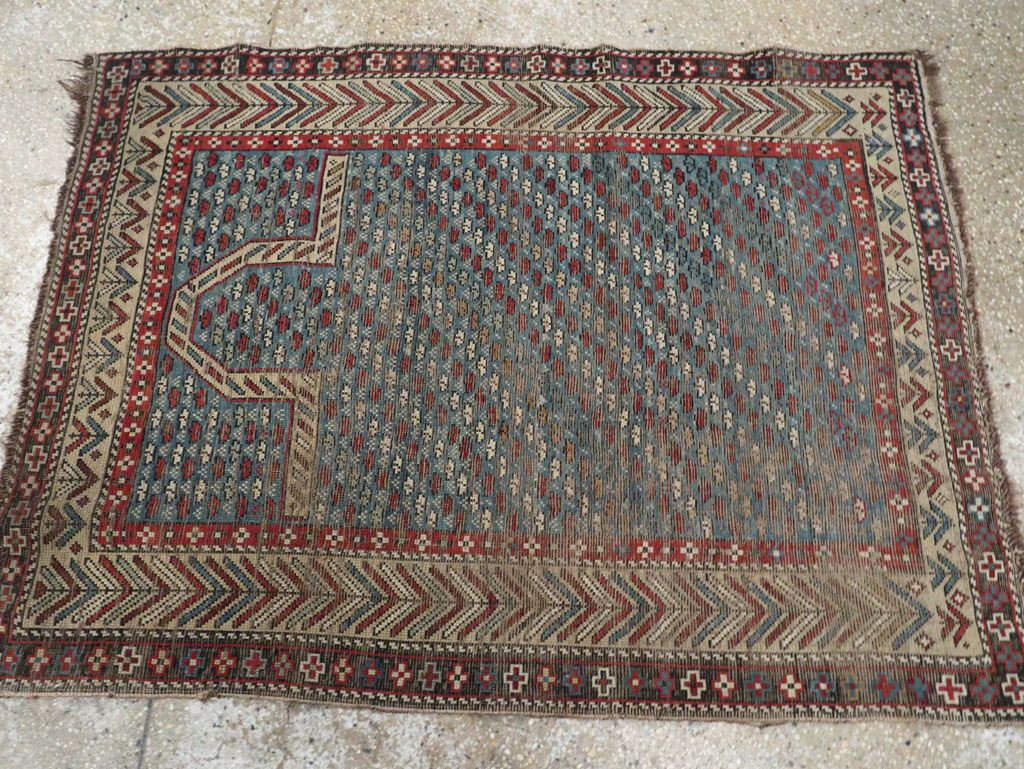 Distressed Antique Caucasian Shirvan Throw Rug, No.29626 - Galerie Shabab