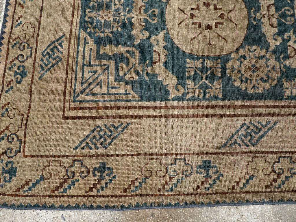 Antique East Turkestan Khotan Gallery Rug, No.29647 - Galerie Shabab