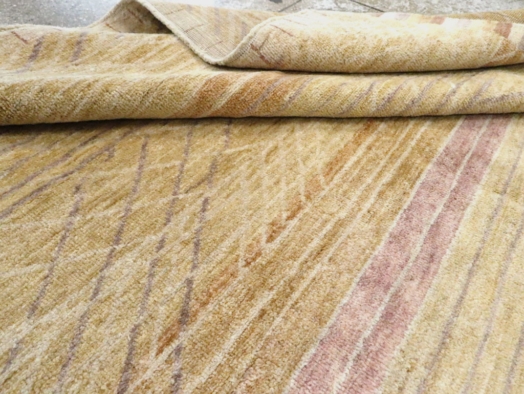 Swedish Inspired Contemporary Turkish Anatolian Room Size Carpet, No.29669 - Galerie Shabab