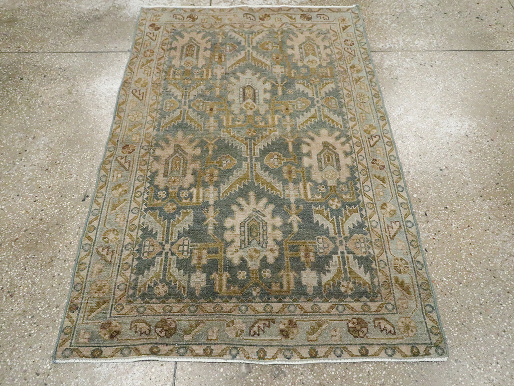 Vintage Persian Malayer Throw Rug, No.29867 - Galerie Shabab