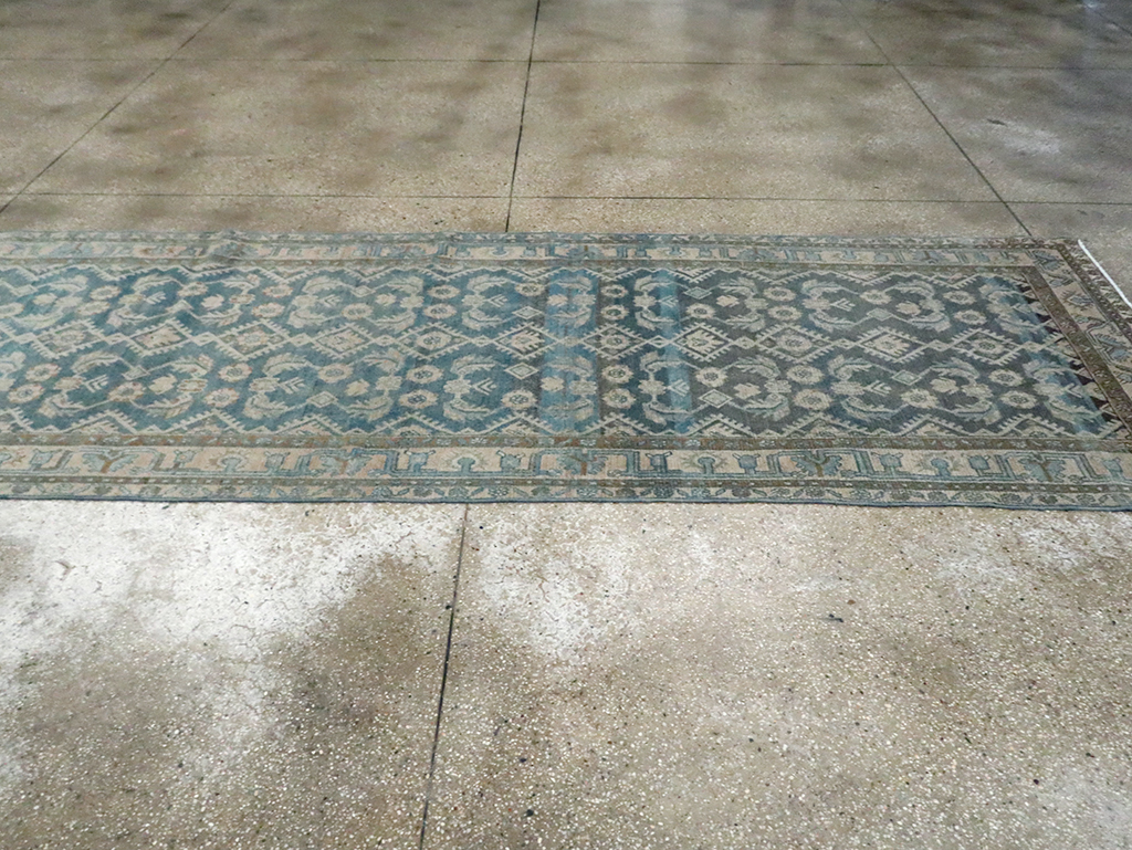 Vintage Persian Malayer Wide Gallery Runner, No.29972 - Galerie Shabab