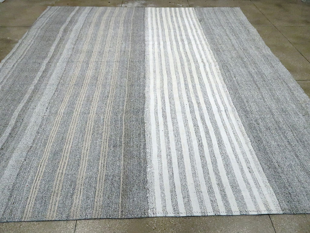 Vintage Turkish Kilim, No.30058 - Galerie Shabab