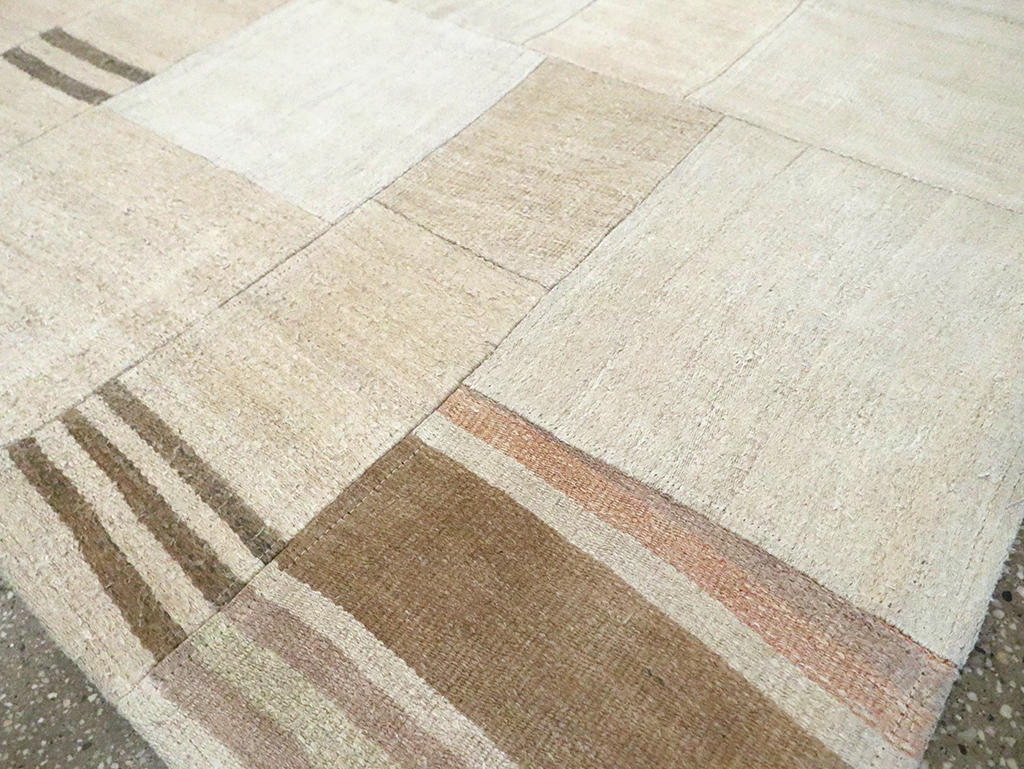 Contemporary Turkish Flatweave, No.30085 - Galerie Shabab