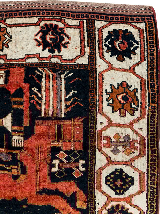 Vintage Persian Pictorial Bakhtiari Accent Rug, No.30146 - Galerie Shabab