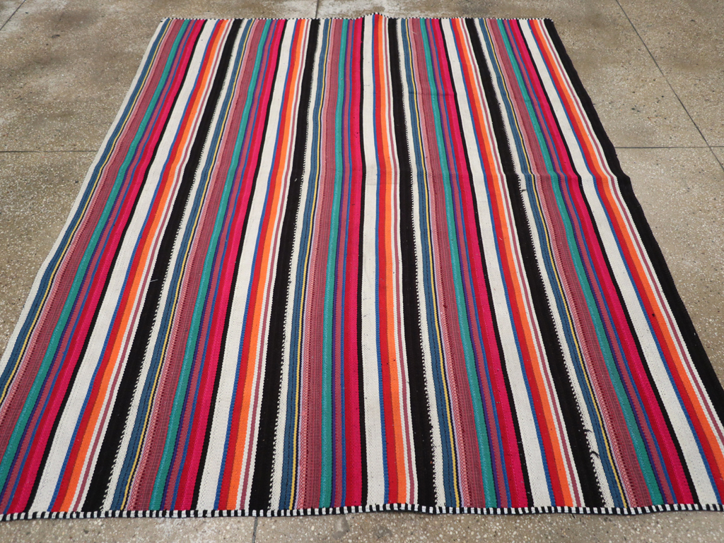 Vintage Turkish Flatweave Kilim Accent Rug, No.30165 - Galerie Shabab