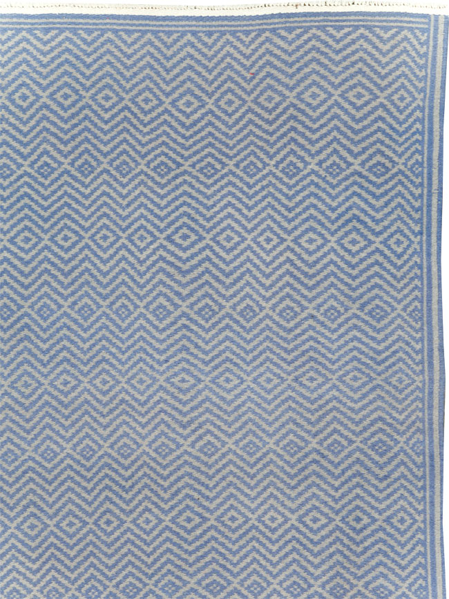 Vintage Persian Flatweave Kilim Accent Rug, No.30169 - Galerie Shabab