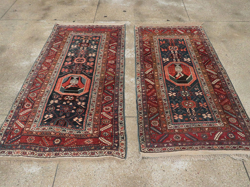 Antique Persian Bakshaish Pictorial Throw Rug, No.30188 - Galerie Shabab