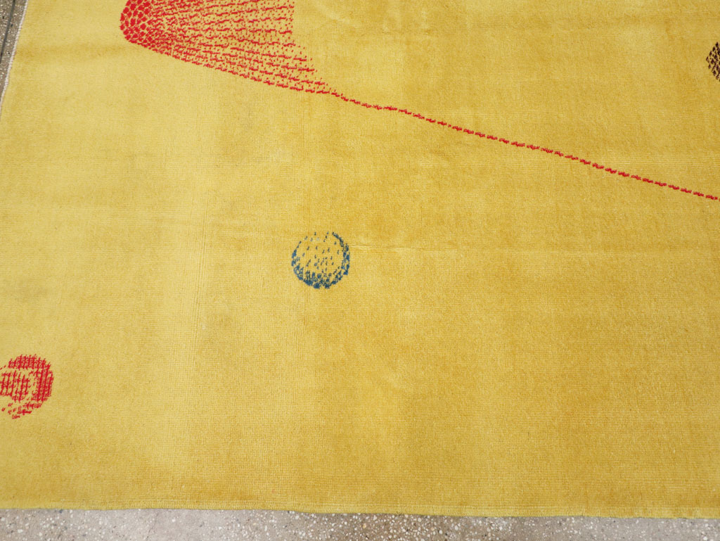 Vintage Turkish Art Deco Style Accent Carpet, No.30246 - Galerie Shabab