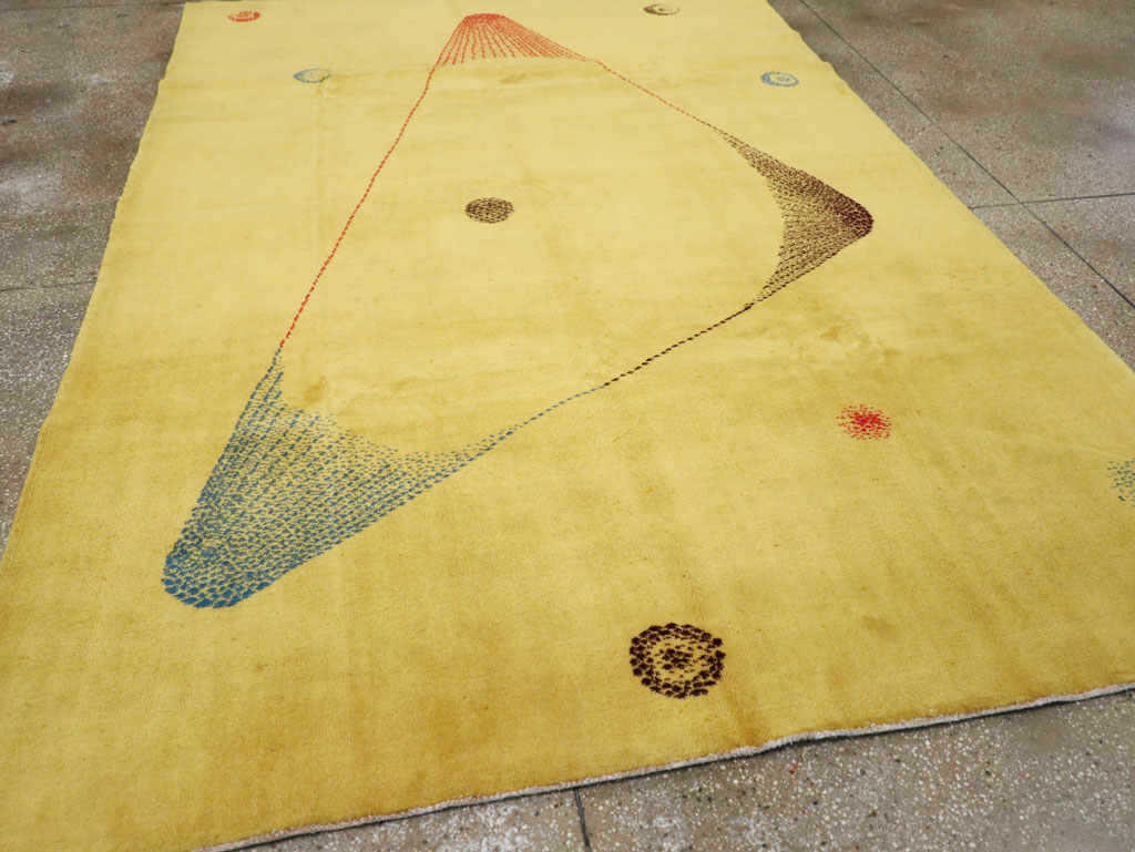 Vintage Turkish Art Deco Style Accent Carpet, No.30246 - Galerie Shabab