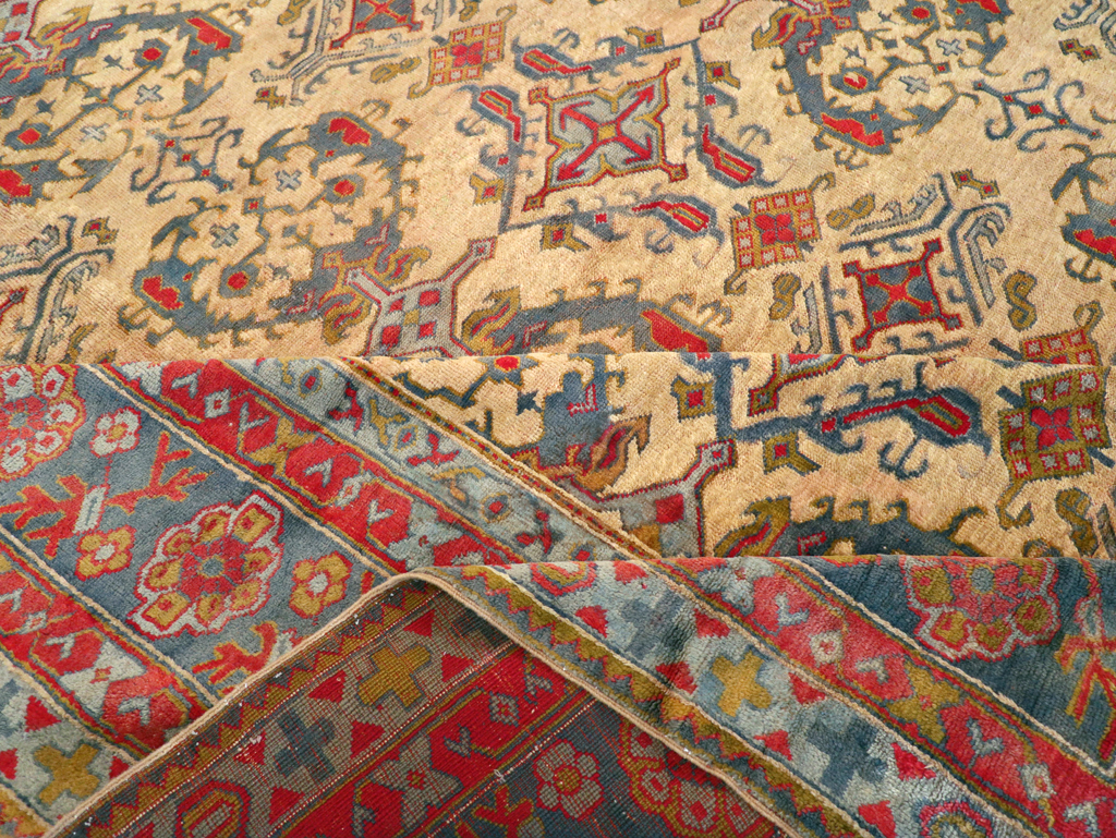 Antique Turkish Oushak Carpet, No.30294 - Galerie Shabab