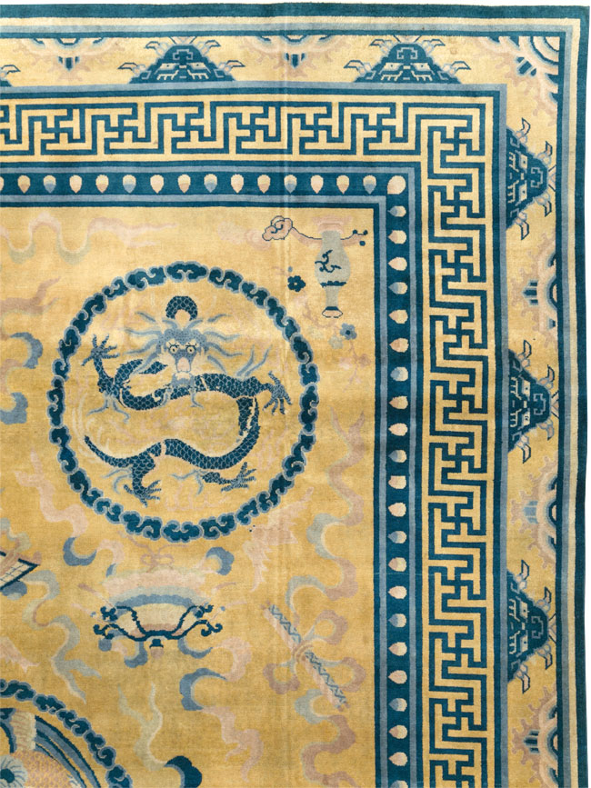 Antique Chinese Peking Large Room Size Carpet, No.30321 - Galerie Shabab