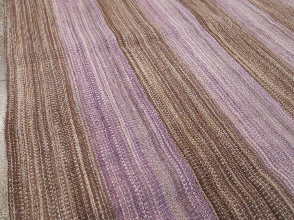 Contemporary Turkish Flatweave Kilim Small Room Size Carpet, No.30382 - Galerie Shabab