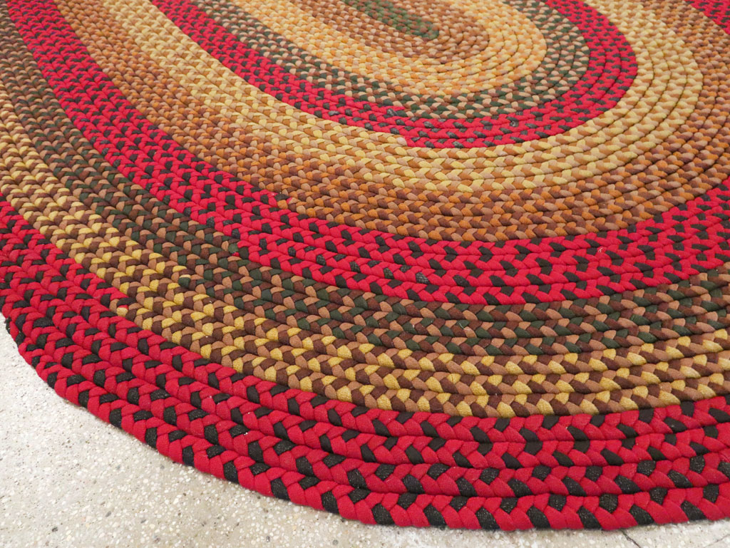 Vintage American Round Oval Braided Room Size Carpet, No.30413 - Galerie Shabab