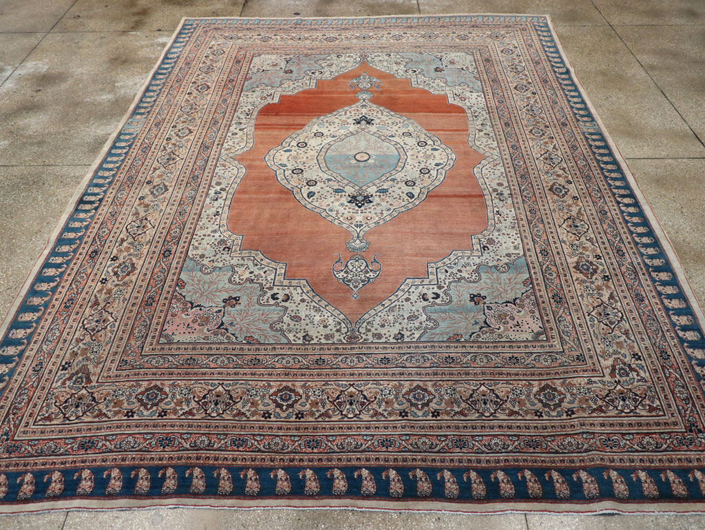 Antique Persian Tabriz Haji Jalili Carpet, No.30690 - Galerie Shabab