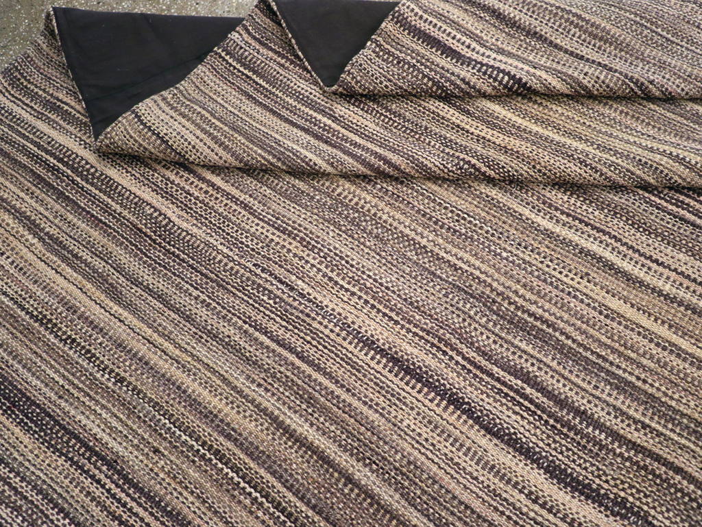 Modern Turkish Flatweave Kilim Large Room Size Carpet, No.30847 - Galerie Shabab