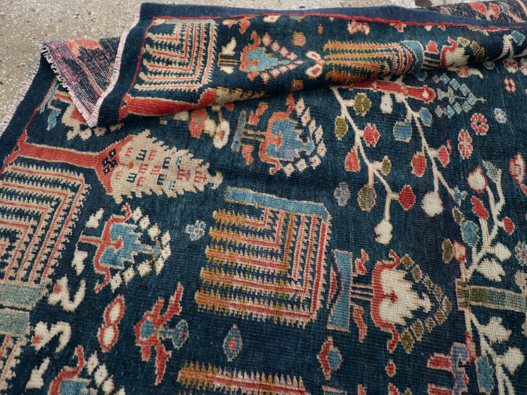 Antique Persian Sultanabad Rug, No.30879 - Galerie Shabab