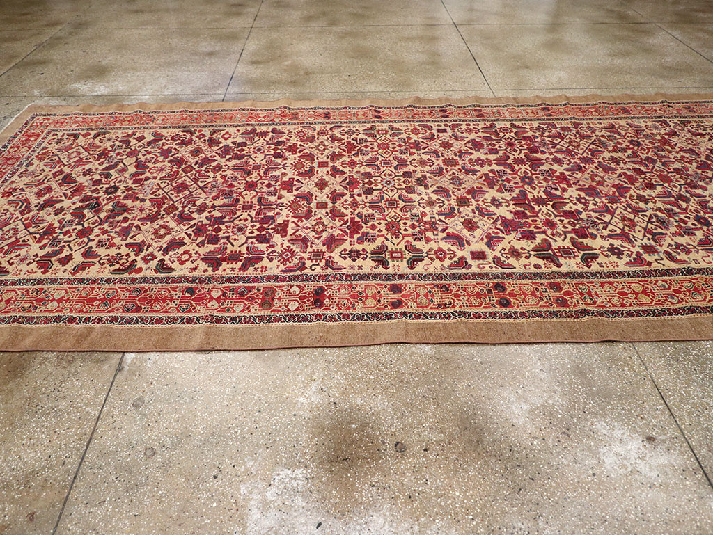 Antique Persian Malayer Gallery Carpet, No.30939 - Galerie Shabab