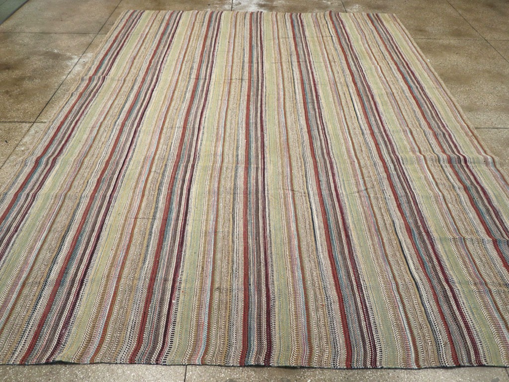 Modern Turkish Flatweave Room Size Carpet, No.30951 - Galerie Shabab
