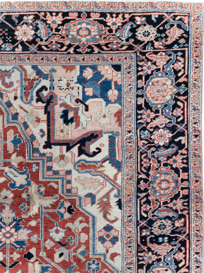 Antique Persian Heriz Room Size Carpet, No.30998 - Galerie Shabab