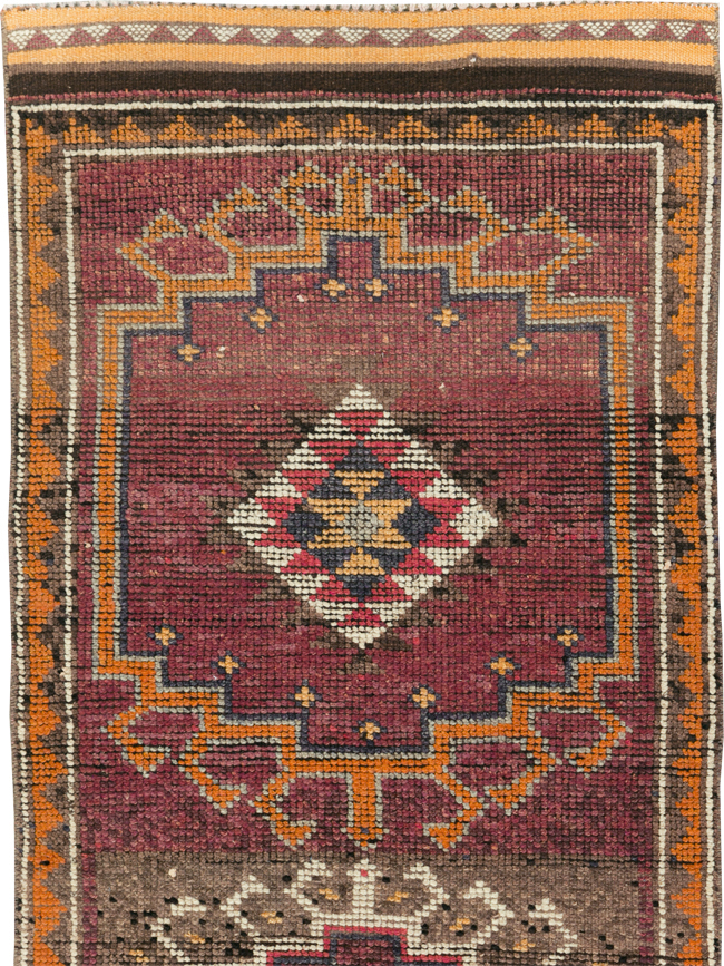 Vintage Anatolian Runner, No.31010 - Galerie Shabab