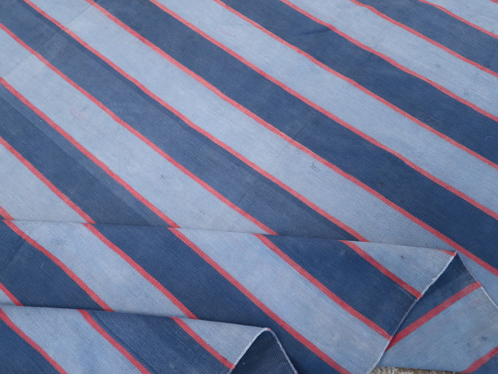 Vintage Indian Flatweave Dhurrie Square Rug, No.31023 - Galerie Shabab