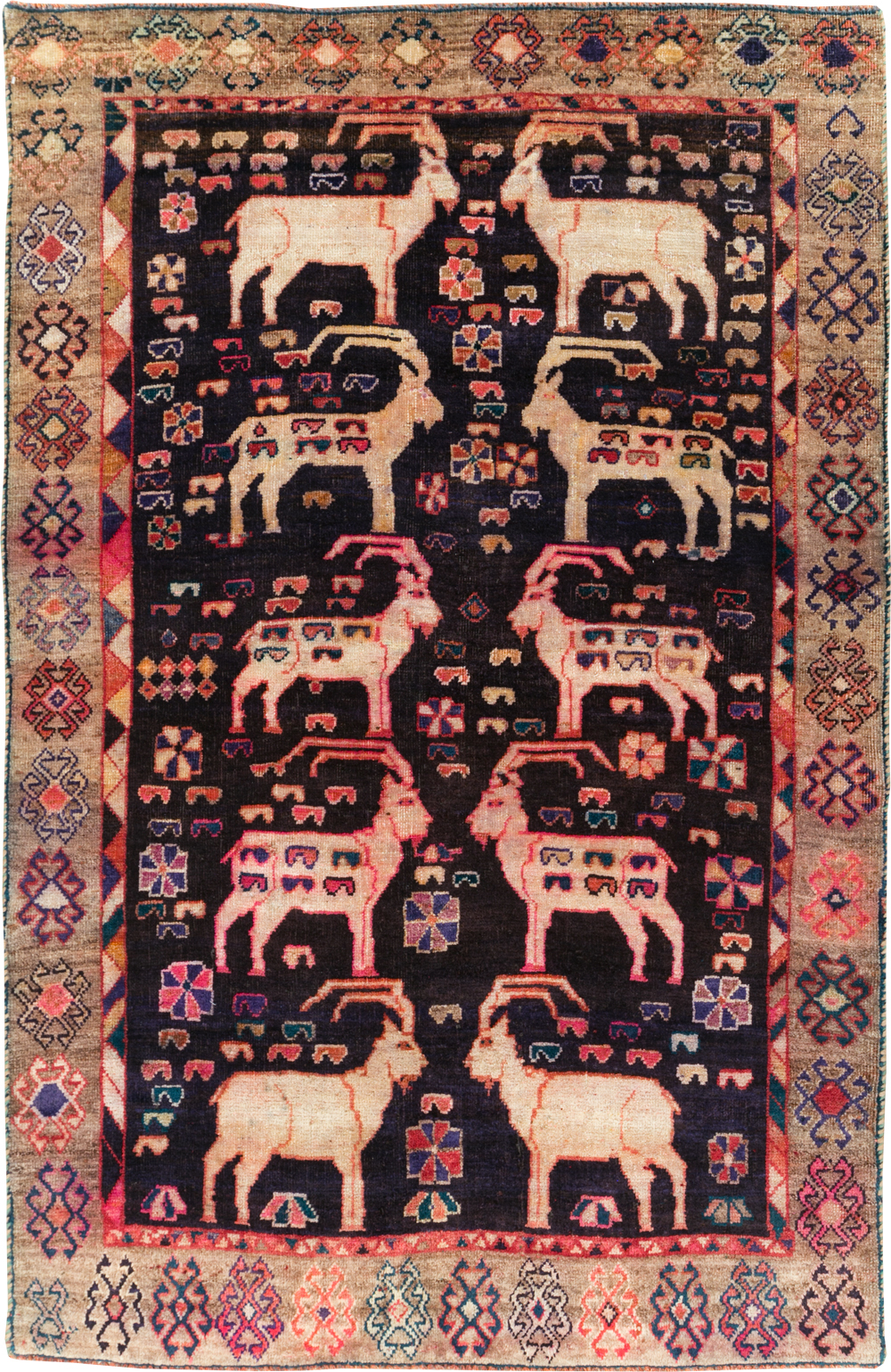 Vintage Pictorial Persian Shiraz Rug, No.31154 - Galerie Shabab