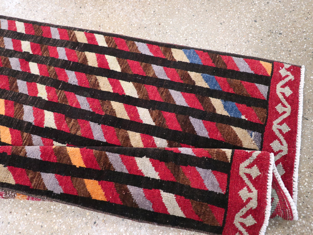 Vintage Turkish Anatolian Runner, No.31208 - Galerie Shabab