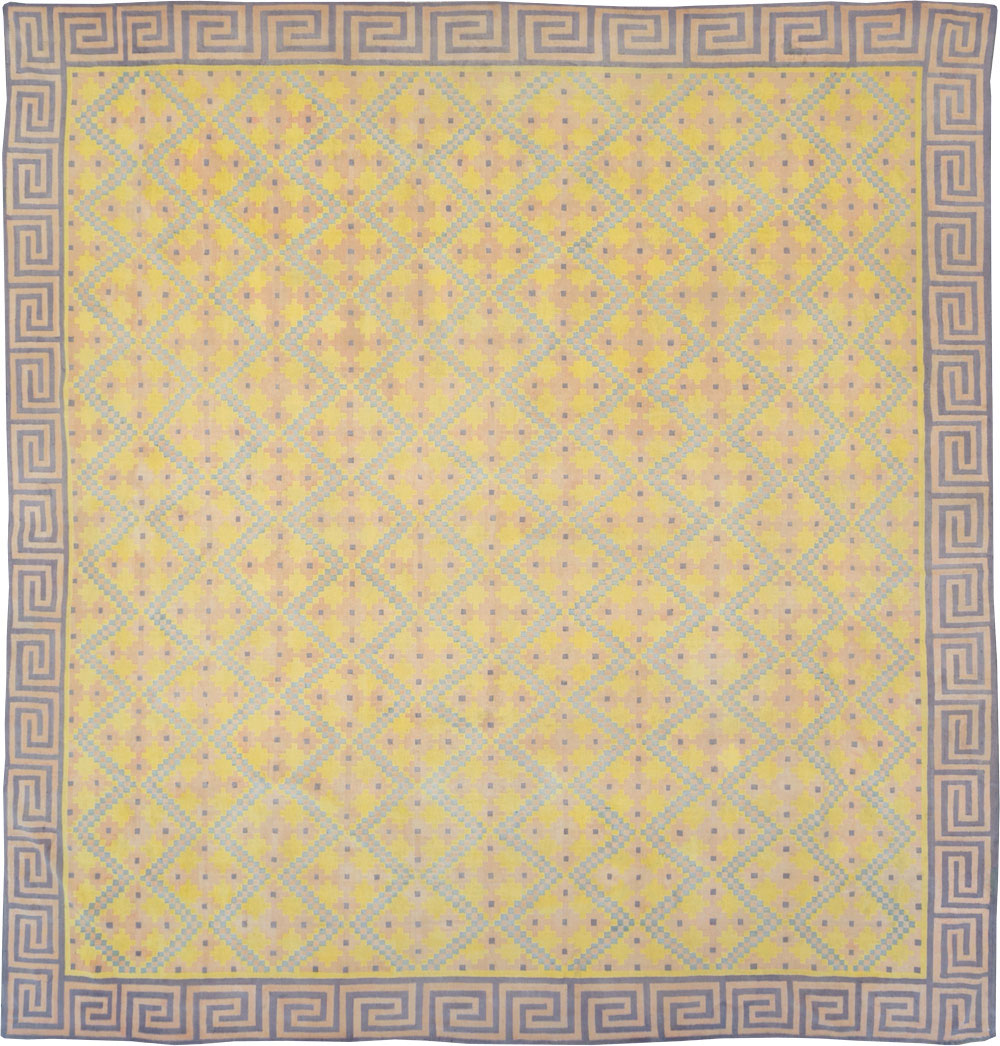Vintage Indian Dhurrie Square Room Size Flatweave Carpet, No.31323 - Galerie Shabab