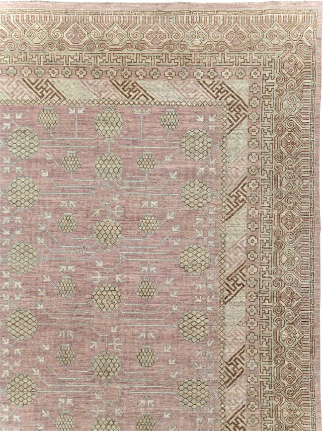 Contemporary East Turkestan Khotan Room Size Carpet, No.31332 - Galerie Shabab