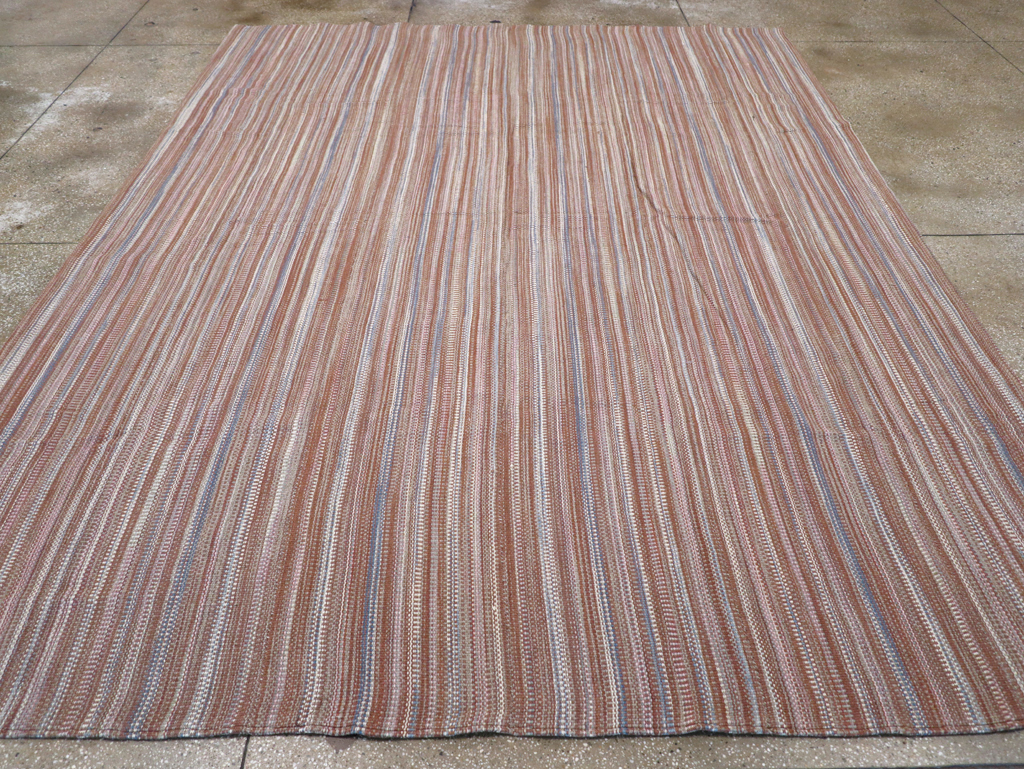 Modern Turkish Flatweave Room Size Carpet, No.31425 - Galerie Shabab