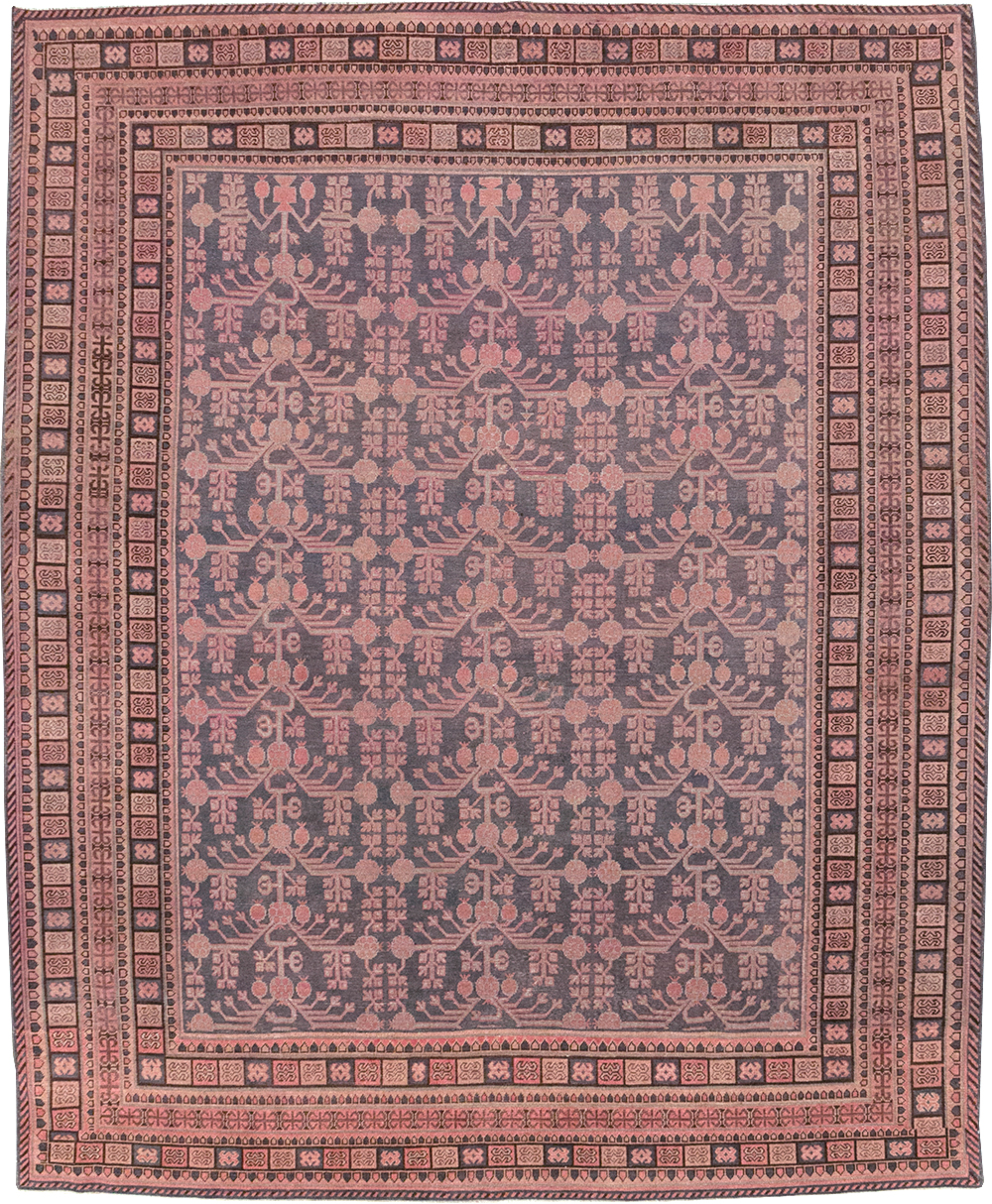 Antique Khotan Carpet, No.31505 - Galerie Shabab