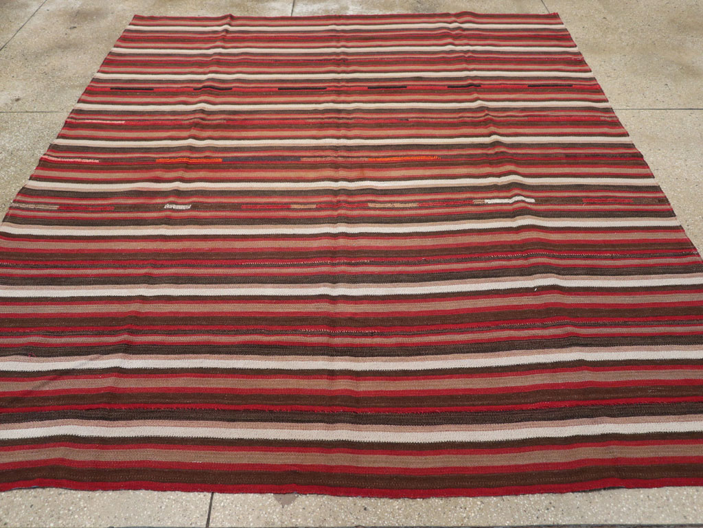 Vintage Turkish Flatweave Kilim Accent Carpet, No.31533 - Galerie Shabab
