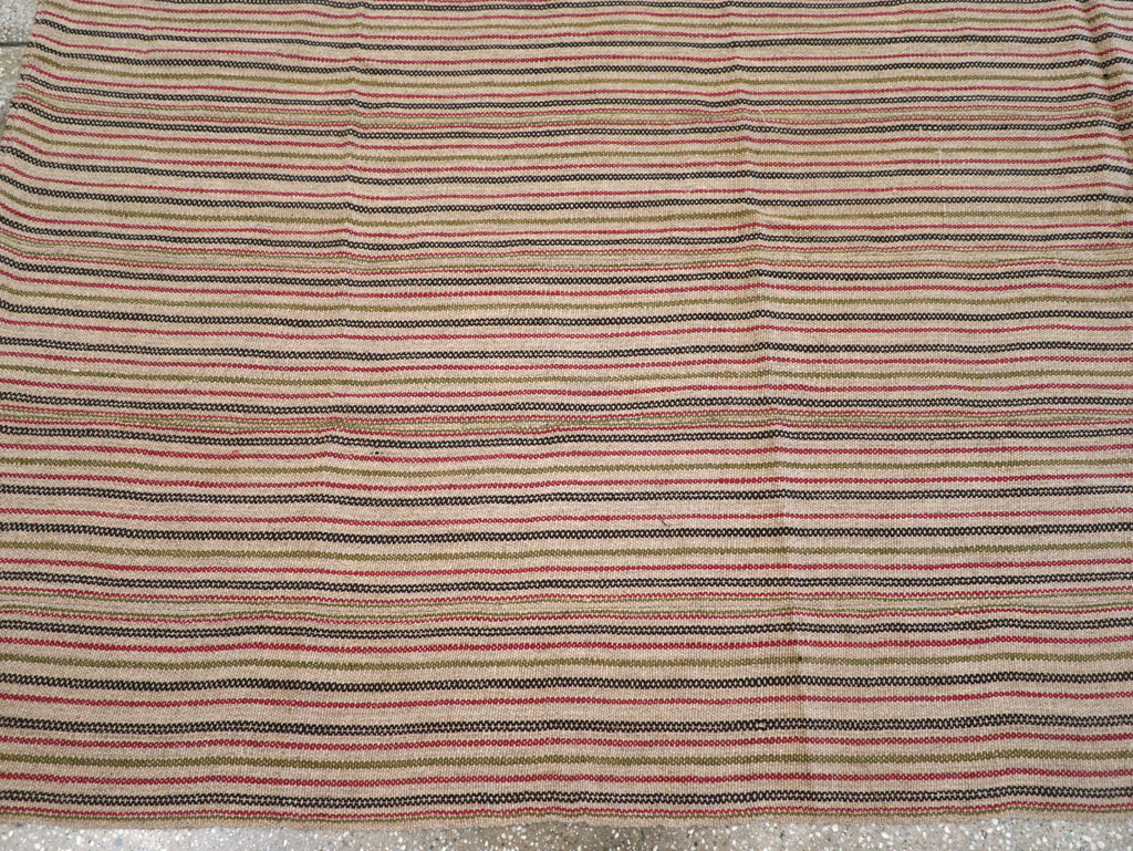 Vintage Turkish Flatweave Kilim Square Room Size Carpet, No.31534 - Galerie Shabab