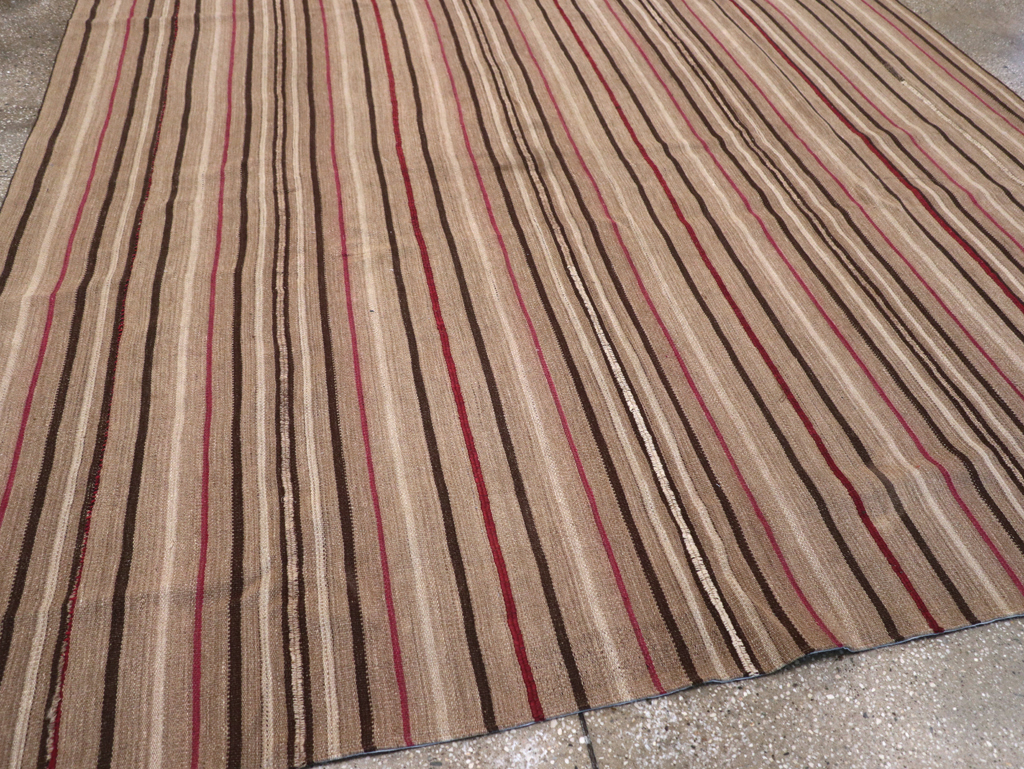 Vintage Turkish Flatweave Kilim Small Room Size Carpet, No.31536 - Galerie Shabab