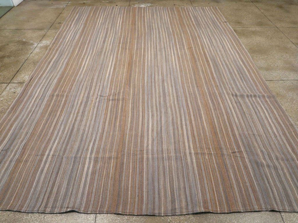 Modern Turkish Flatweave Room Size Carpet, No.31547 - Galerie Shabab