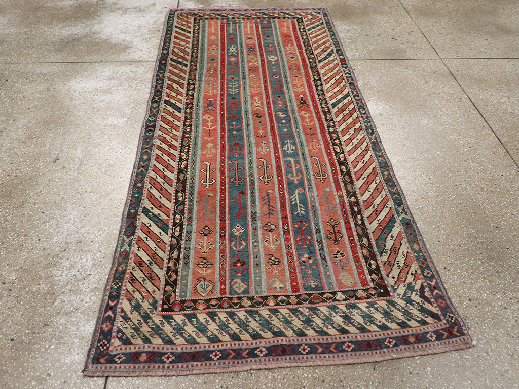 Antique Caucasian Karabagh Rug, No.31565 - Galerie Shabab