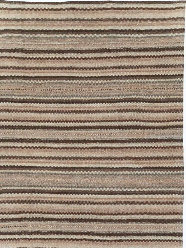 Vintage Turkish Flatweave Kilim Room Size Carpet, No.31600 - Galerie Shabab