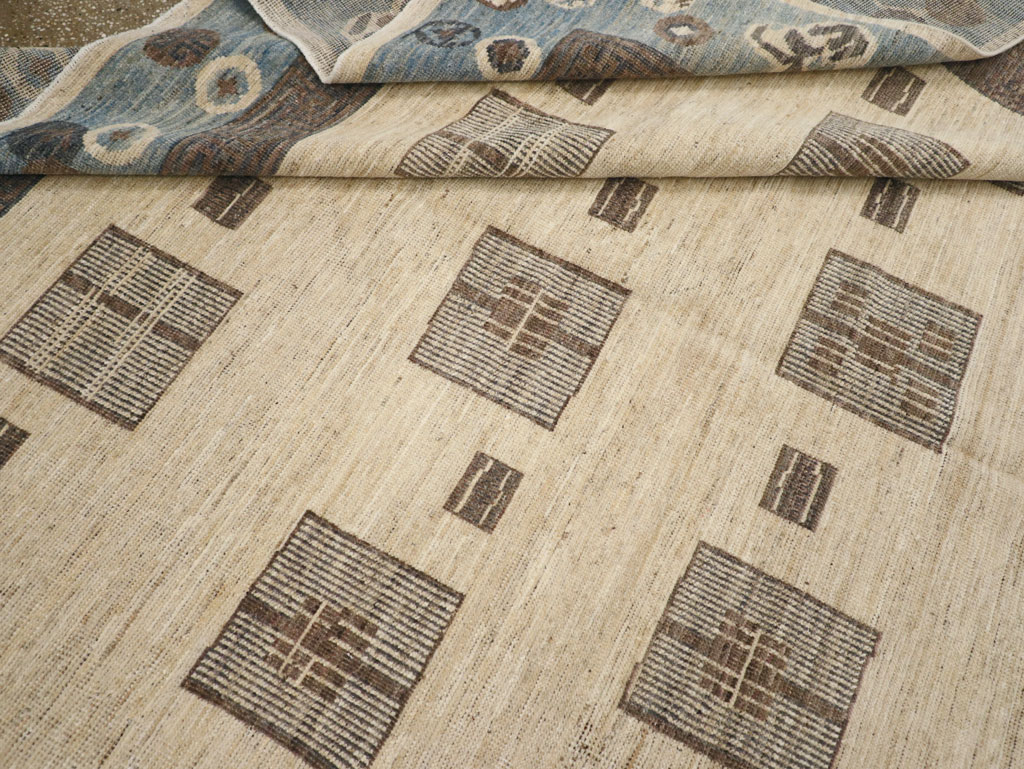 Modern East Turkestan Khotan Room Size Carpet, No.31724 - Galerie Shabab