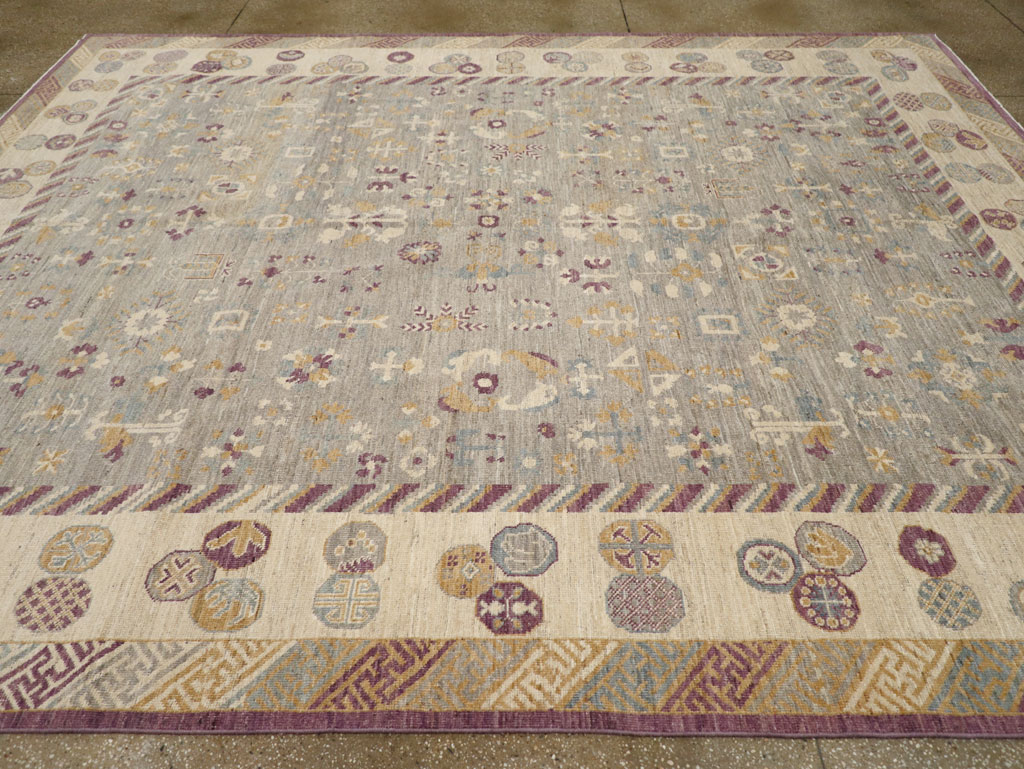 Modern East Turkestan Khotan Room Size Carpet, No.31731 - Galerie Shabab