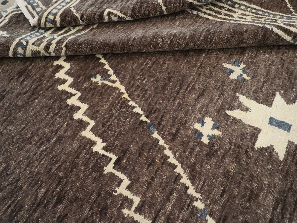 Modern Tibetan Agra Style Small Room Size Carpet, No.31736 - Galerie Shabab