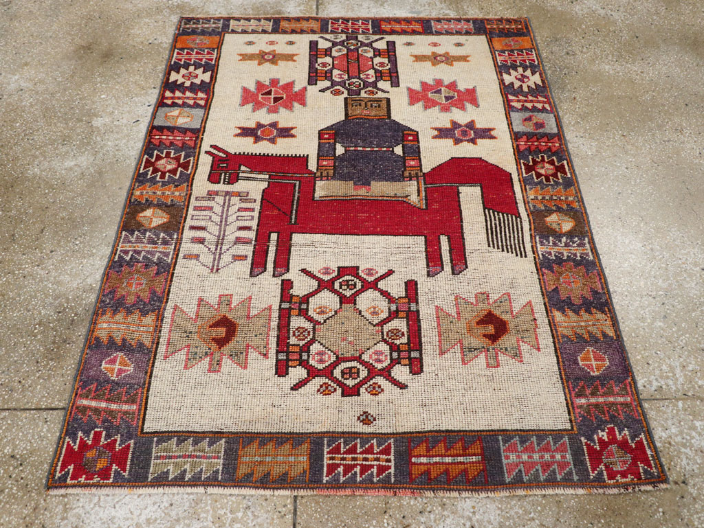 Vintage Persian Pictorial Bakhtiari Accent Rug, No.31742 - Galerie Shabab