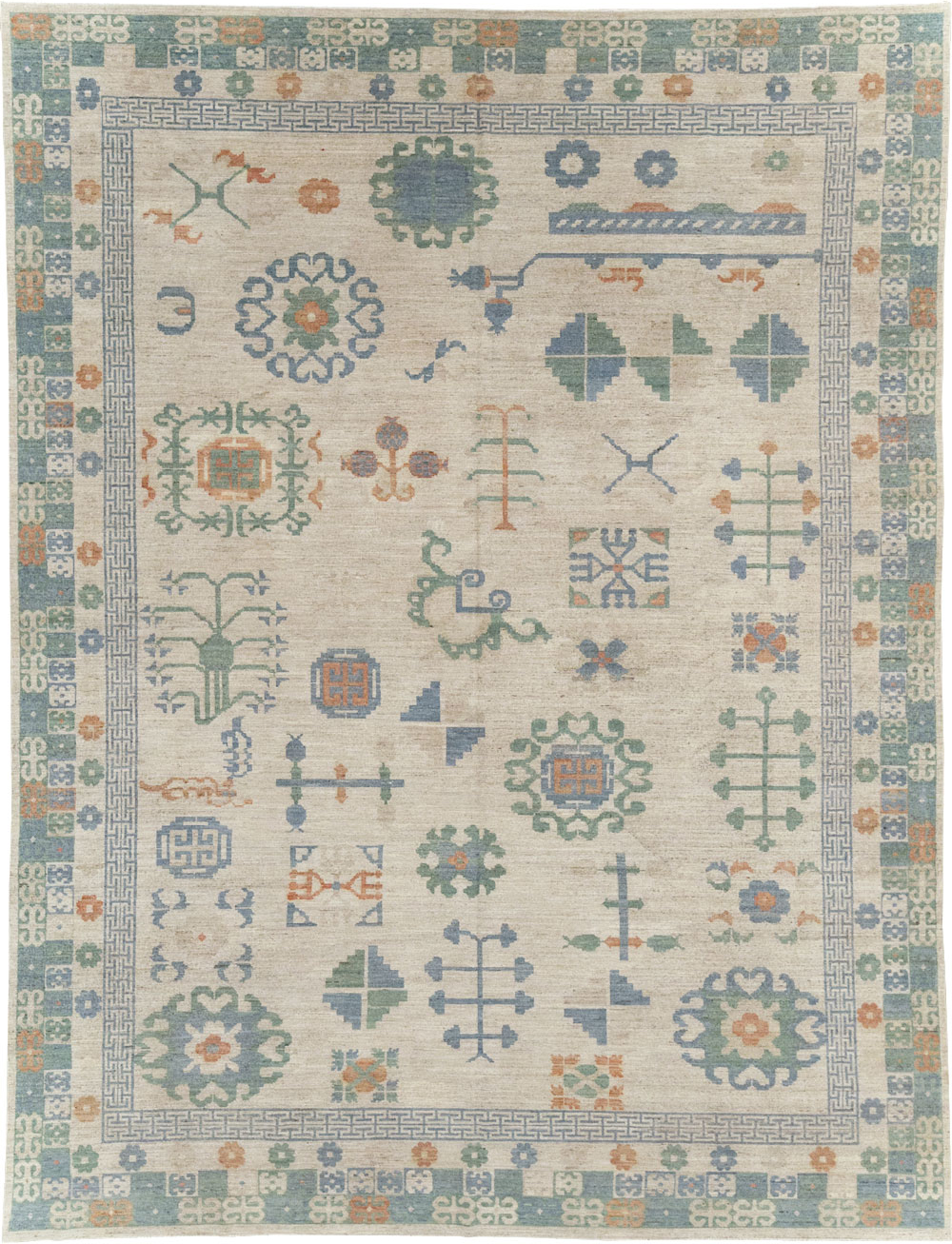 Modern East Turkestan Khotan Room Size Carpet, No.31761 - Galerie Shabab