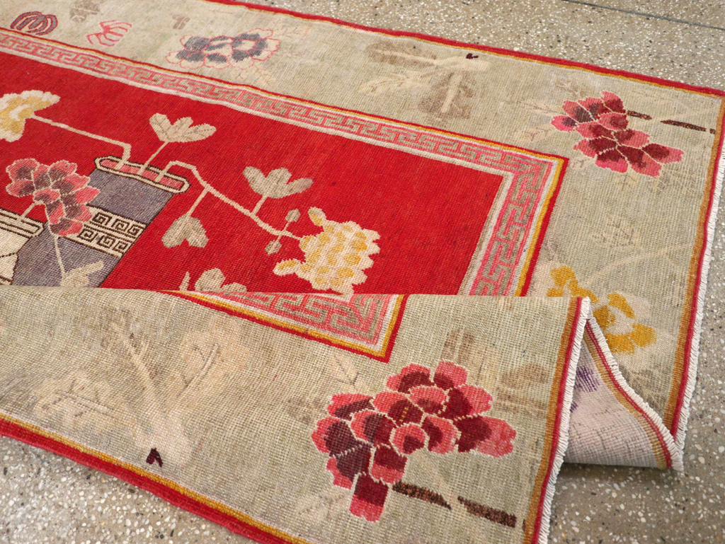 Vintage East Turkestan Pictorial Vase Khotan, No.31902 - Galerie Shabab