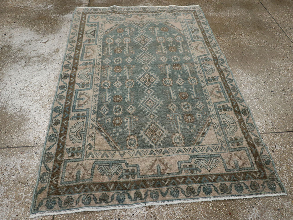 Vintage Persian Malayer Throw Rug, No.31987 - Galerie Shabab