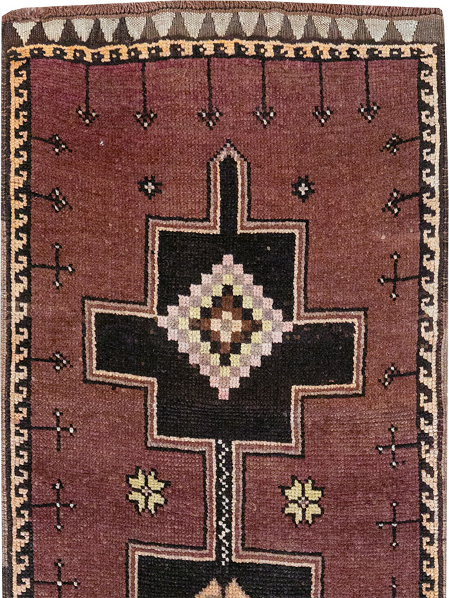 Vintage Turkish Anatolian Long Runner, No.32004 - Galerie Shabab