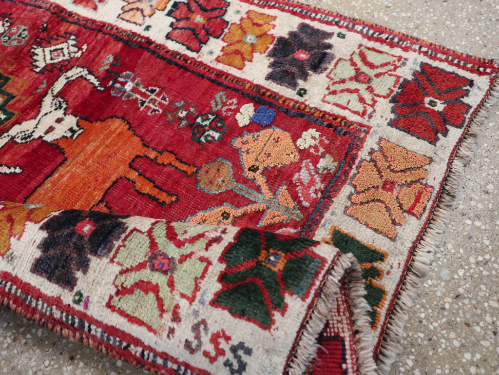 Vintage Persian Tabriz Pictorial Rug, No.32146 - Galerie Shabab