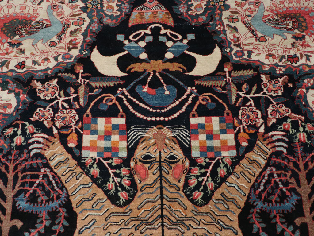 Antique Persian Sarouk Fereghan Pictorial Accent rug, No.32173 - Galerie Shabab