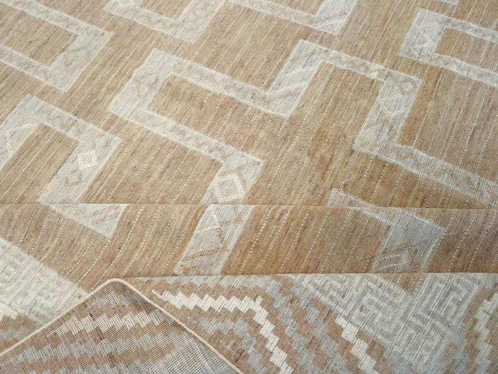 African Tuareg Inspired Modern East Turkestan Khotan Room Size Carpet, No.32188 - Galerie Shabab