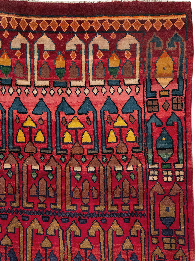 Vintage Persian Gabbeh Accent Rug, No.32232 - Galerie Shabab
