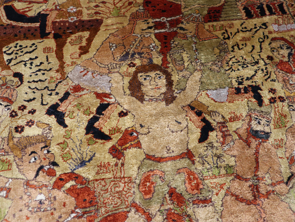 Vintage Chinese Silk Pictorial Accent Rug, No.32261 - Galerie Shabab